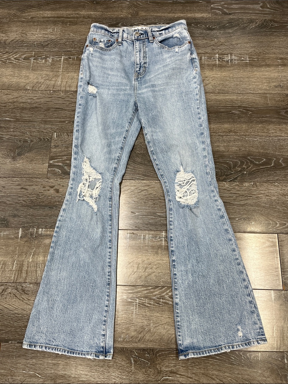 Daze Tough Love Distressed Flare Jeans for Women size 26